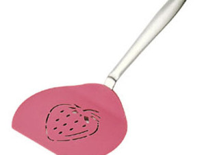 Strawberry Pancake Spatula by Supreme Housewares Set Of 4 - unbeatablesale.com