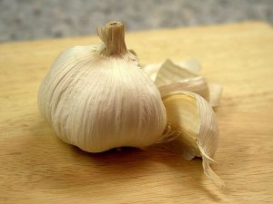 bulb garlic - cookingwithkimberly.com